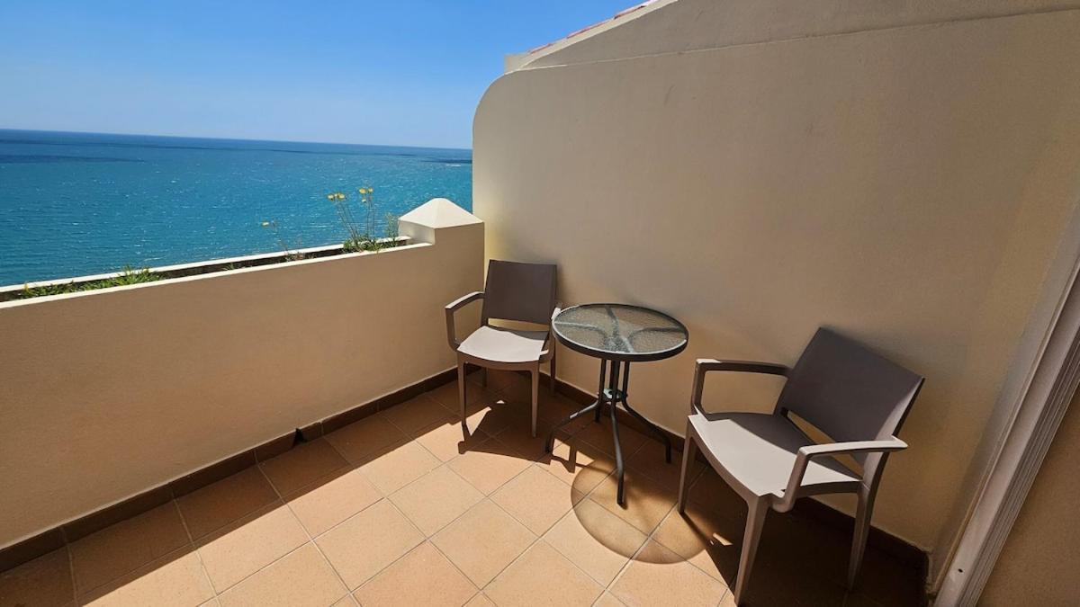 The Panoramic Penthouse Of Art *