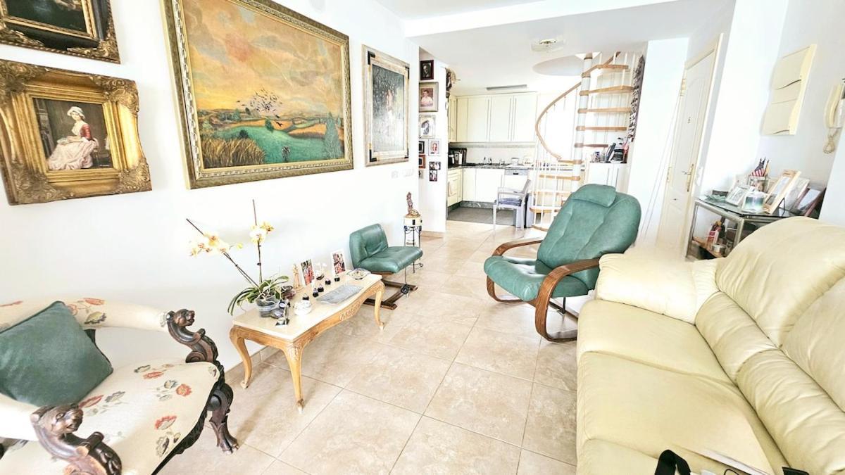 Apartment The Panoramic Penthouse Of Art