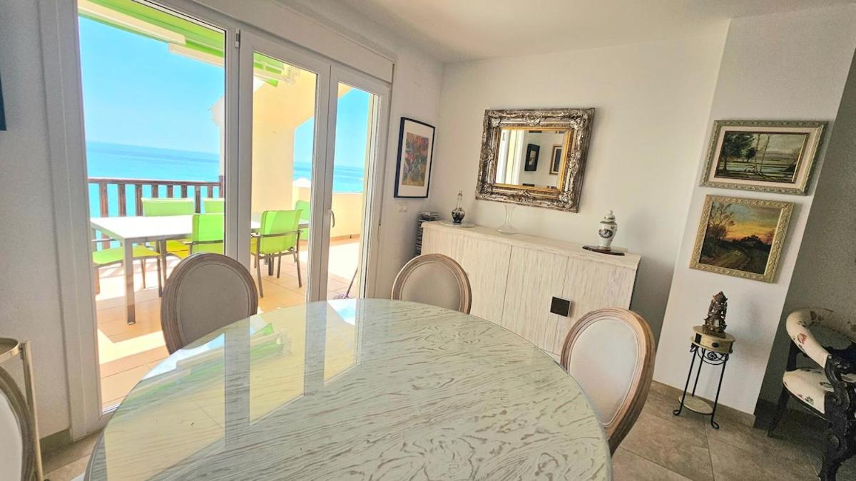 The Panoramic Penthouse Of Art Apartment