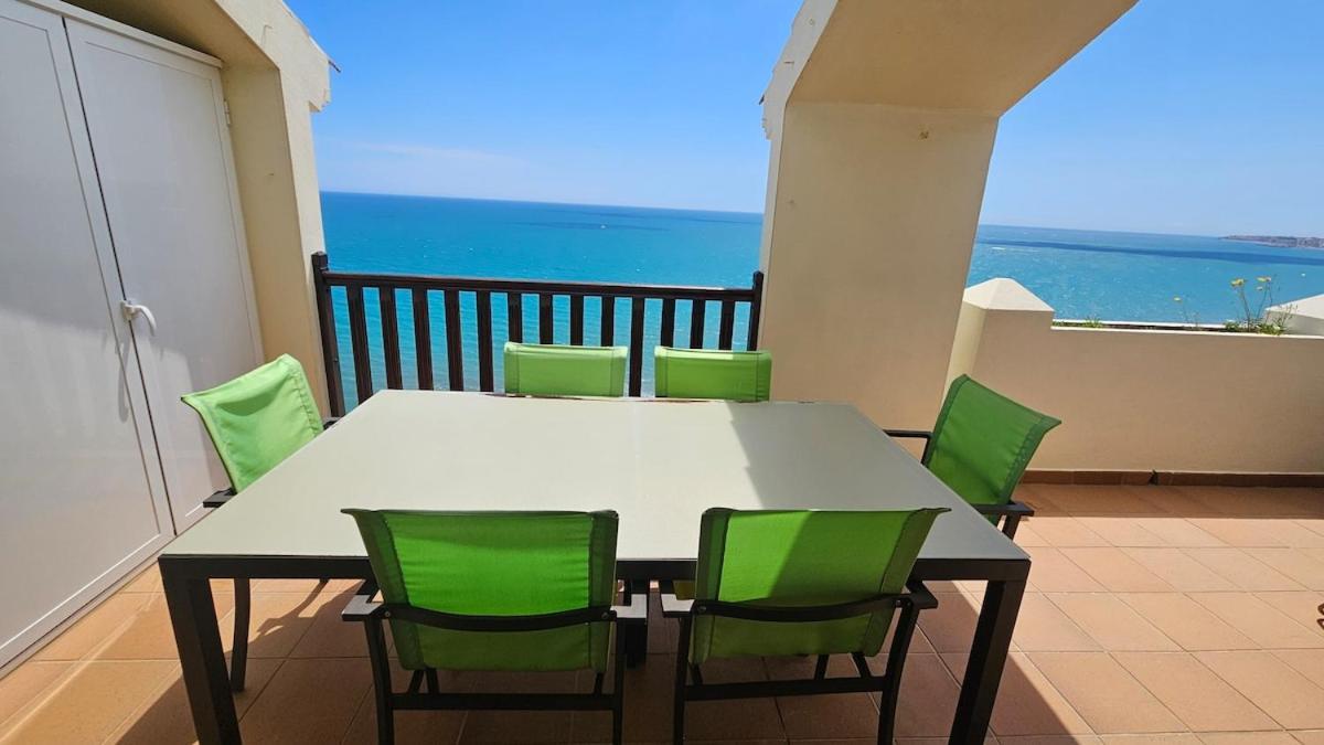 The Panoramic Penthouse Of Art Apartment *
